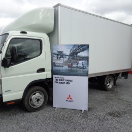 Fuso Canter 3C13 alukast laadlift