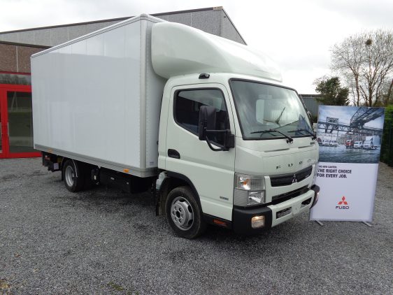 Fuso Canter 3C13 alukast laadlift