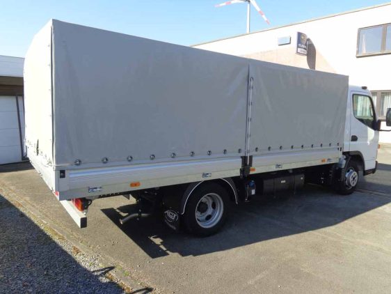 fuso canter 3c15 open laadbak met huif