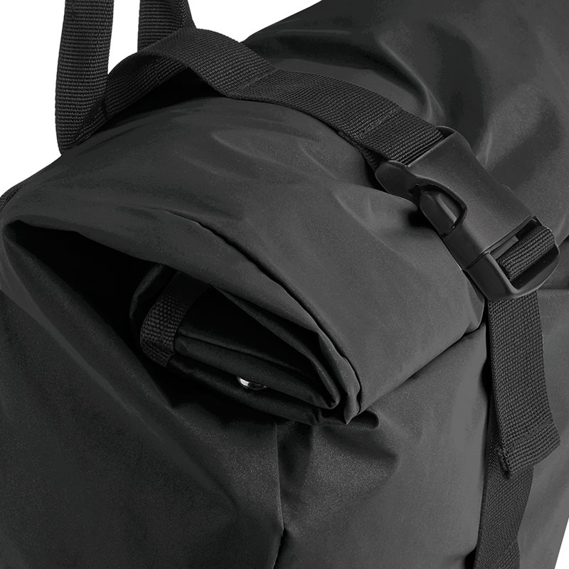 reflective-roll-top-backpack3 roll-top rugzak subaru