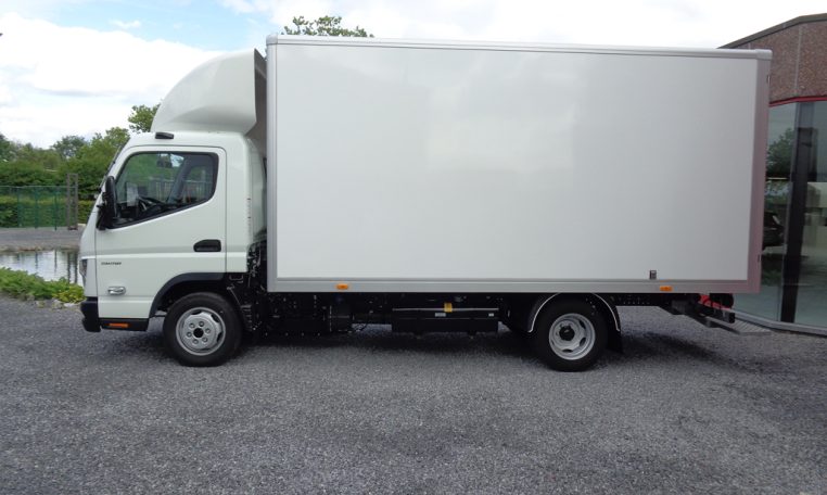 Fuso Canter Euro VI step E 3C15 Polykast