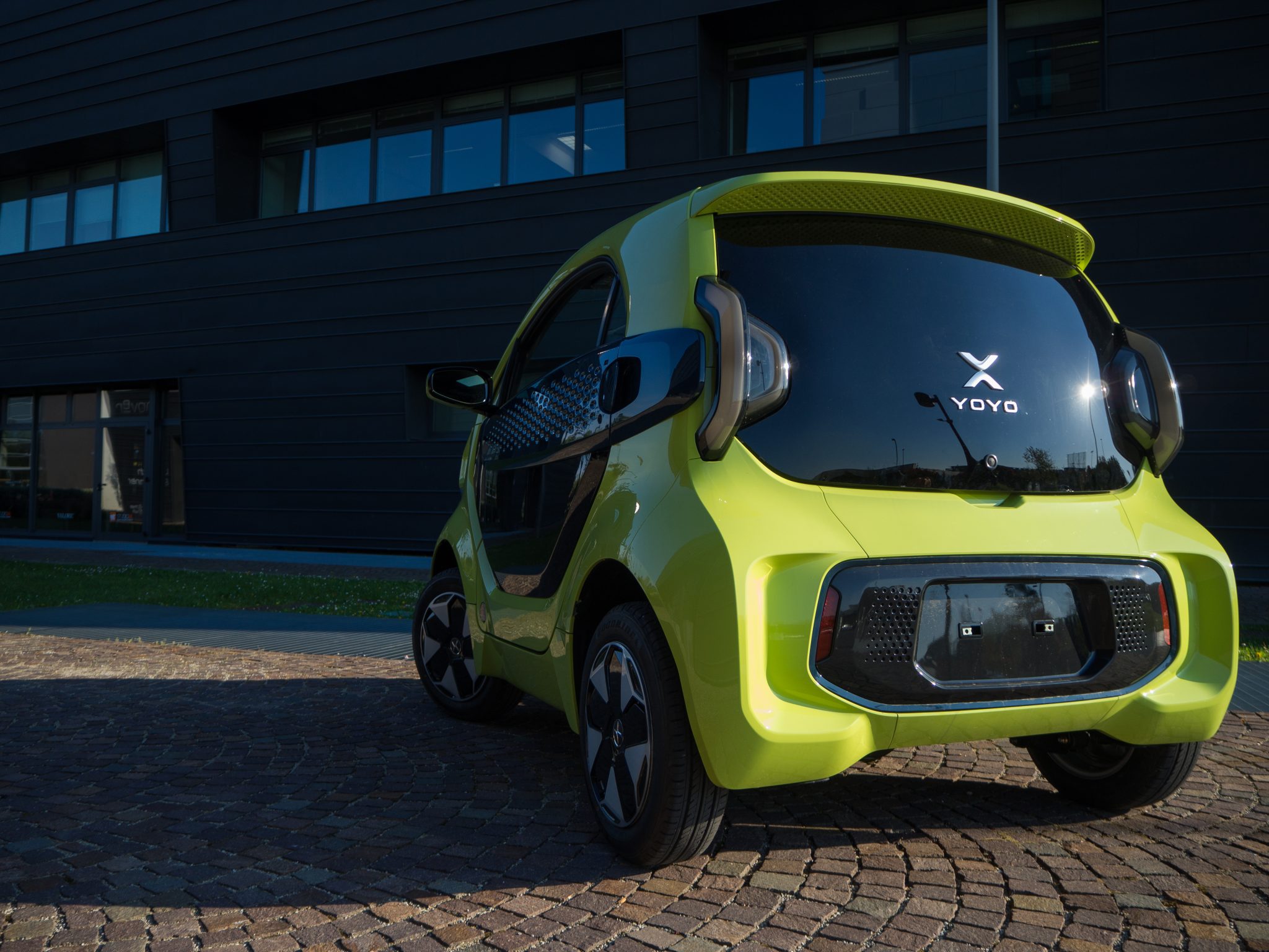 XEV YOYO debuteert in België V.J.B. Motors Hasselt