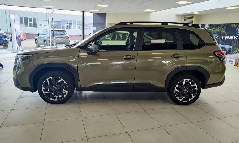 subaru forester luxury 2025