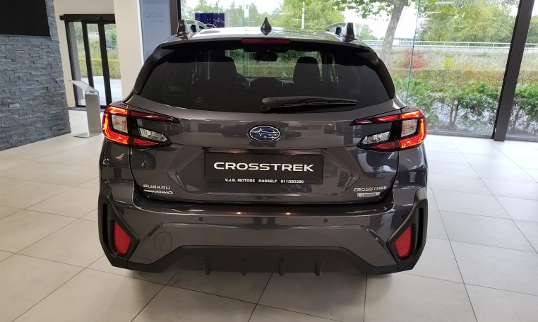 Subaru crosstrek luxury magnetite grey