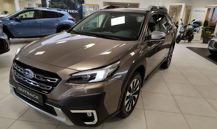 Subaru outback premium brilliant Bronze