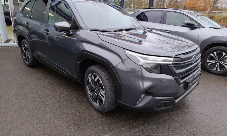 subaru forester luxury magnetite grey
