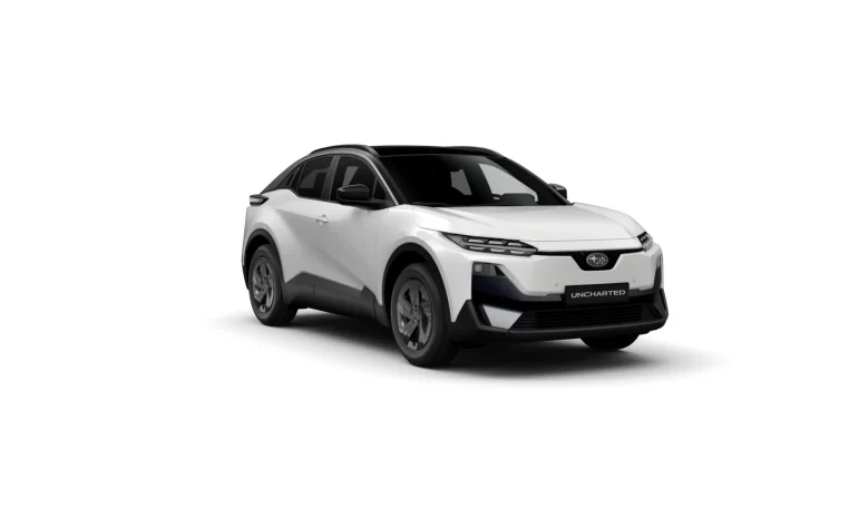 render Subaru uncharted 2E xcite plus in de kleur platinum white duotoon front right