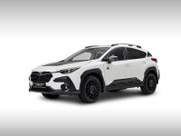 render subaru crosstrek 4wild in de kleur crystal white front left