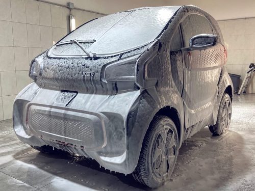 XEV YOYO onderhoud en service in werkplaatssetting