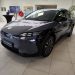 subaru solterra 4e-experience in de kleur harbor mist gray duotoon links voor aanzicht