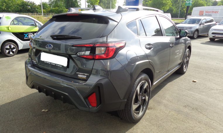 subaru crosstrek luxury magnetite grey