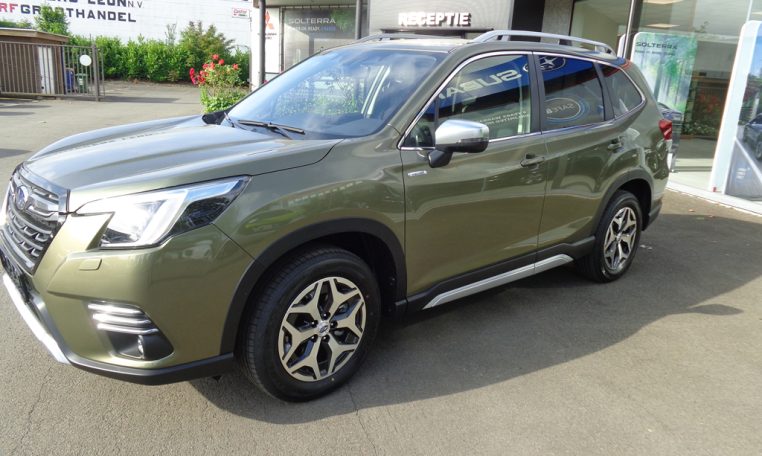 subaru forester luxury autumn green