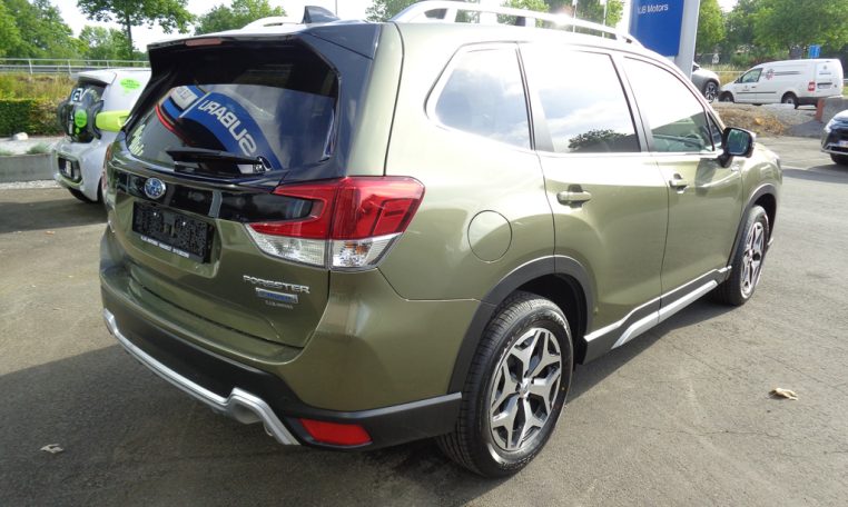 subaru forester luxury autumn green