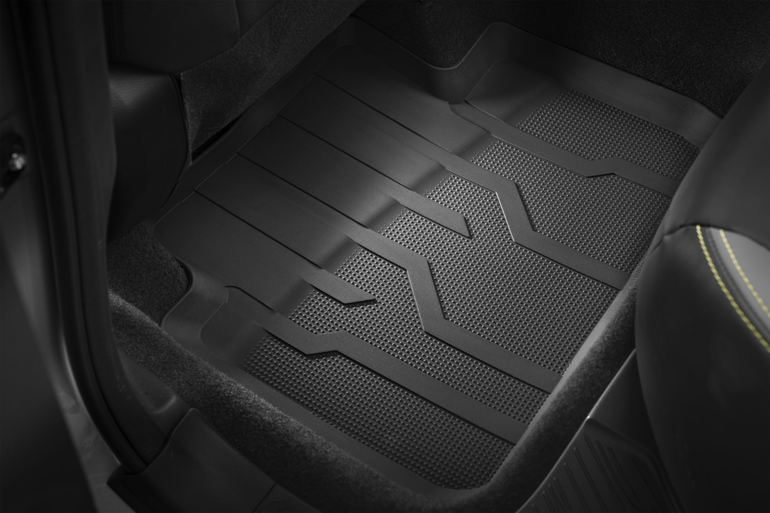 Mattenset-rubber-achter-subaru-forester-2025-vjbmotors-hasselt