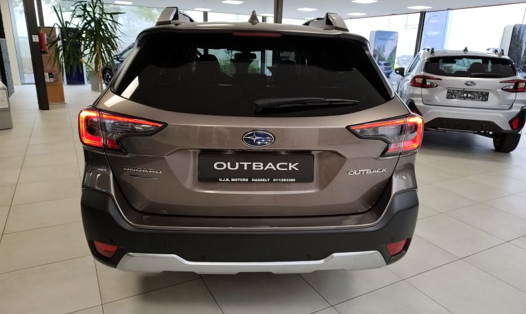 Subaru outback premium brilliant Bronze